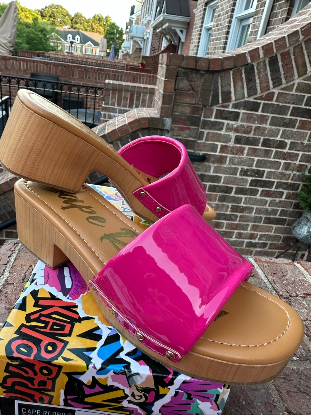 Cape Robbin Hot Pink Patent Slide Sandals size 7